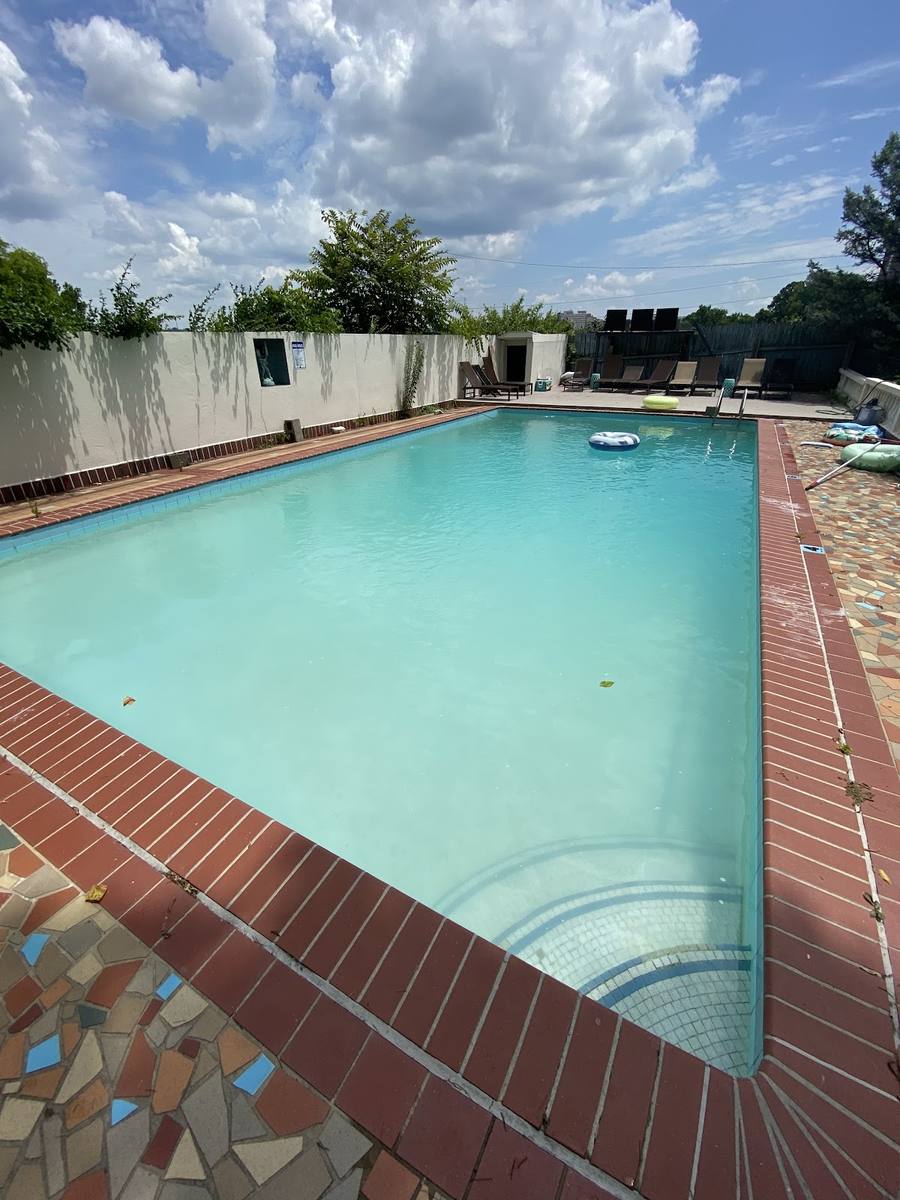 Paradise Pools and Spa work